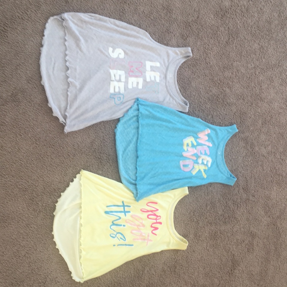 3 Small women’s sleeping tanks
